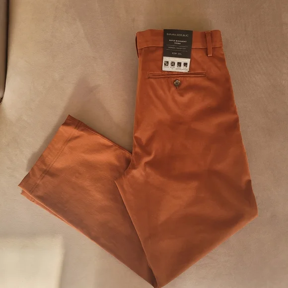BANANA REPUBLIC Rapid Movement Chino - Picture 2 of 9